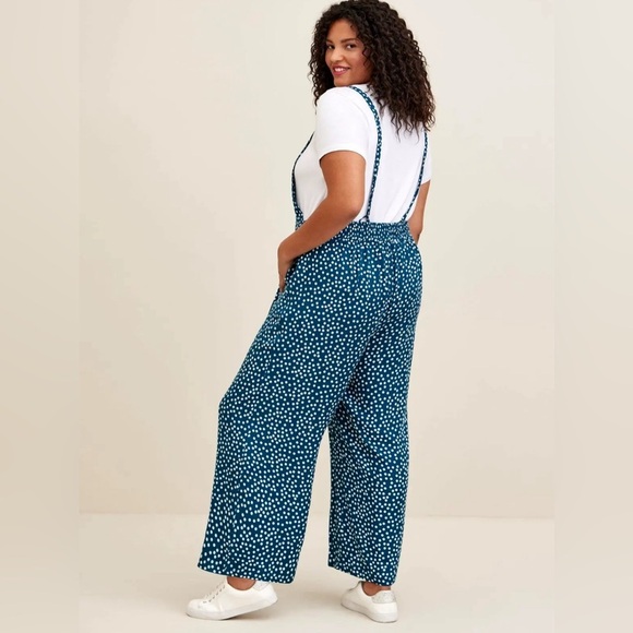 EUC-Torrid Wide Leg Stretch Crepe Jumper Jumpsuit Blue Dots - Picture 4 of 6